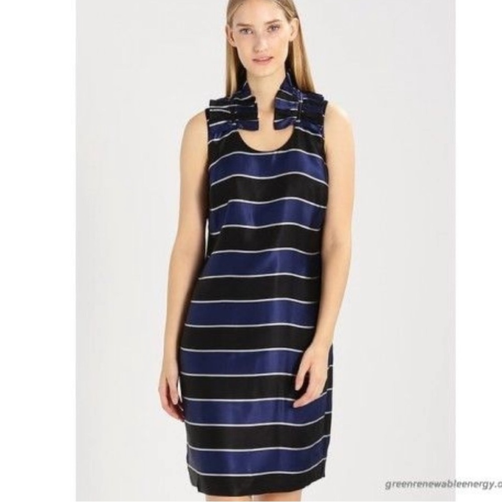 Banana Republic Shift Dress Ruffle Neck Striped Size 6